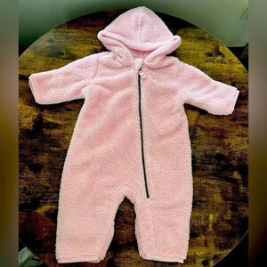 Hanna Anderson | baby girls full zip hooded fleece one piece. Size: 3-6M.